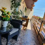 Проживание в семье Casa Sofia Доуэ-Май