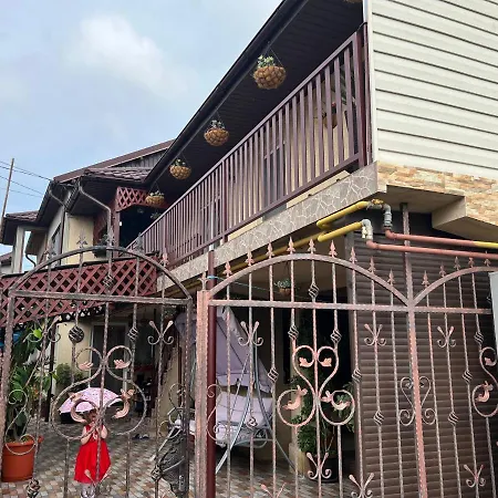 Проживание в семье Casa Sofia *